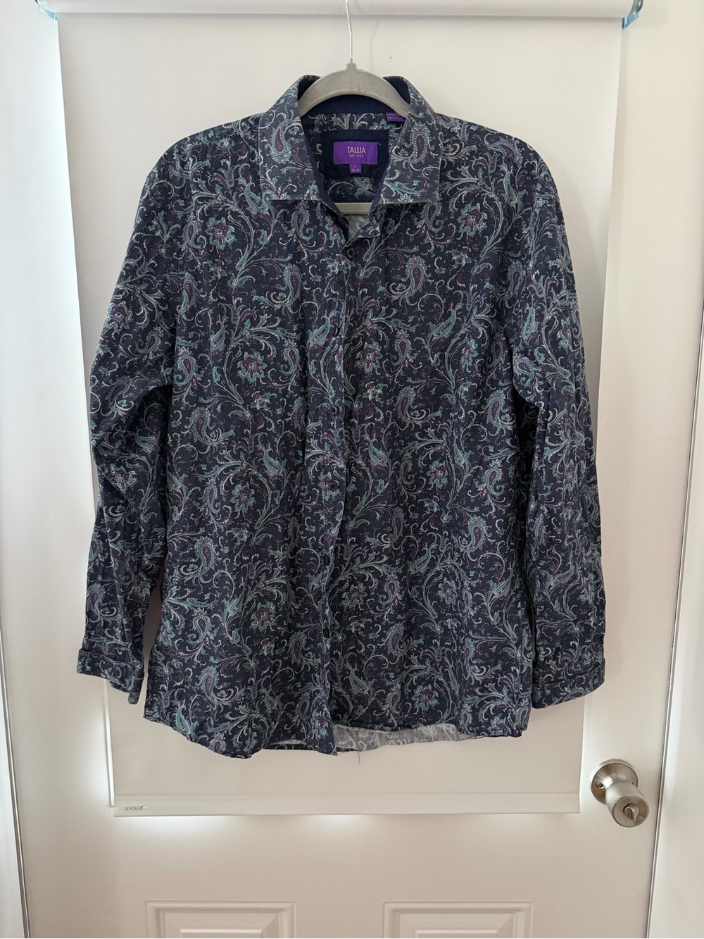 TALLIA Navy Paisley Long-Sleeve Dress Shirt with Purple Accents